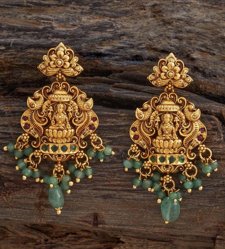 FINE NECKLACES